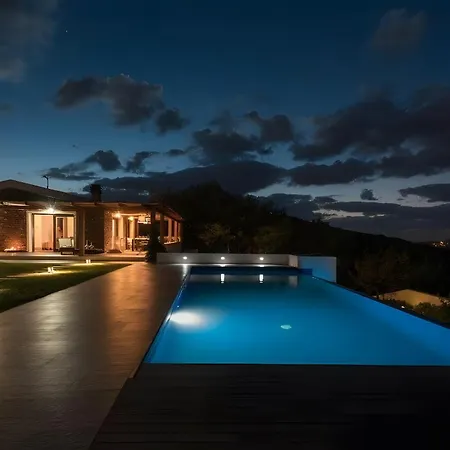 Villa Altxor *