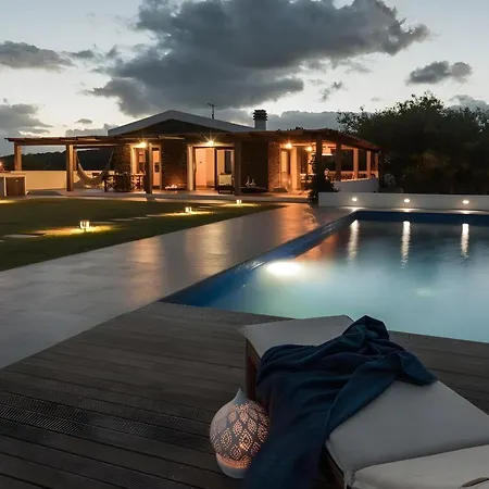 Altxor Villa *